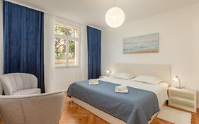 Apartments Sisaric